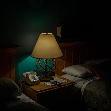 Kokopelli Inn บลัฟฟ์ ภายนอก รูปภาพ